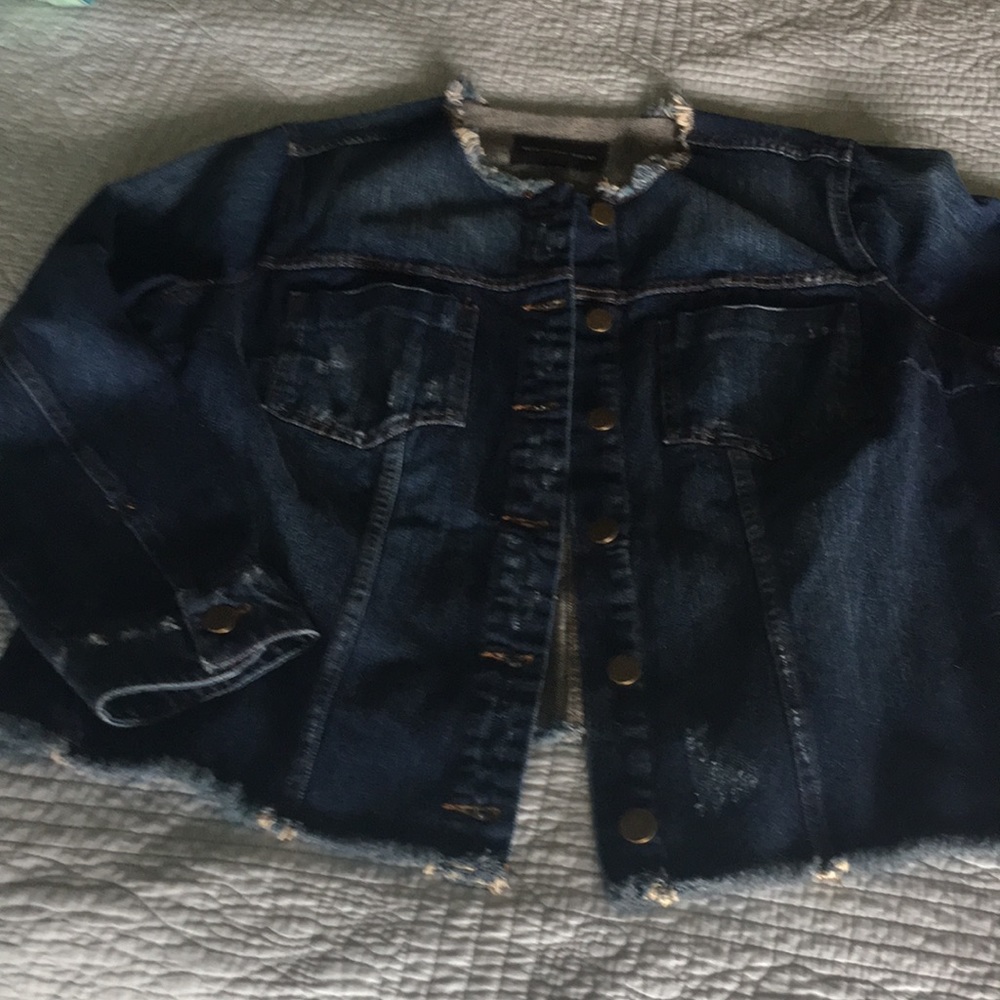 Denim jacket by Who What Wear with frayed edges 1X